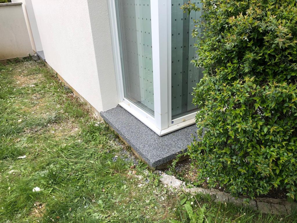 Tablette de fen&ecirc;tres en r&eacute;sine granite Saint-Avold
